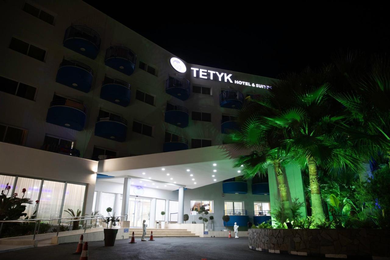 Tetyk Hotel Pernera Esterno foto